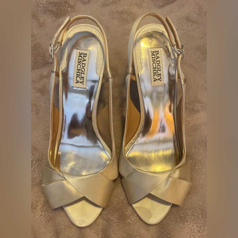 Badgley Mischa Champagne Satin Heels